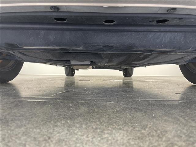 セレナ ｅ－パワー　ハイウェイスターＶ　純正１０型ナビ　全方位カメラ　禁煙　プロパイロット　デジタルインナーミラー　ＢＳＭ　ハンズフリー両側パワスラ　ＥＴＣ　衝突軽減　追従クルコン　ハンドル支援　ＬＥＤオートライト　コーナーセンサ　ドラレコ（25枚目）