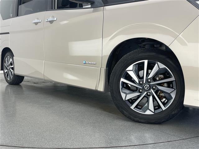 セレナ ｅ－パワー　ハイウェイスターＶ　純正１０型ナビ　全方位カメラ　禁煙　プロパイロット　デジタルインナーミラー　ＢＳＭ　ハンズフリー両側パワスラ　ＥＴＣ　衝突軽減　追従クルコン　ハンドル支援　ＬＥＤオートライト　コーナーセンサ　ドラレコ（26枚目）