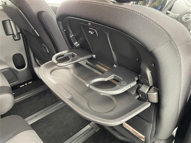 セレナ ｅ－パワー　ハイウェイスターＶ　純正１０型ナビ　全方位カメラ　禁煙　プロパイロット　デジタルインナーミラー　ＢＳＭ　ハンズフリー両側パワスラ　ＥＴＣ　衝突軽減　追従クルコン　ハンドル支援　ＬＥＤオートライト　コーナーセンサ　ドラレコ（31枚目）