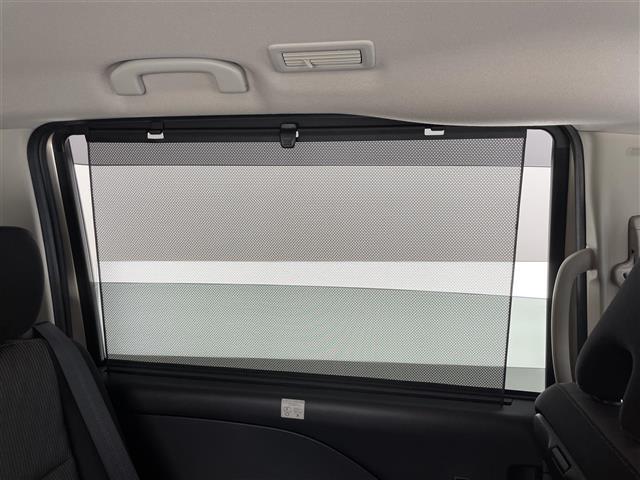 セレナ ｅ－パワー　ハイウェイスターＶ　純正１０型ナビ　全方位カメラ　禁煙　プロパイロット　デジタルインナーミラー　ＢＳＭ　ハンズフリー両側パワスラ　ＥＴＣ　衝突軽減　追従クルコン　ハンドル支援　ＬＥＤオートライト　コーナーセンサ　ドラレコ（33枚目）