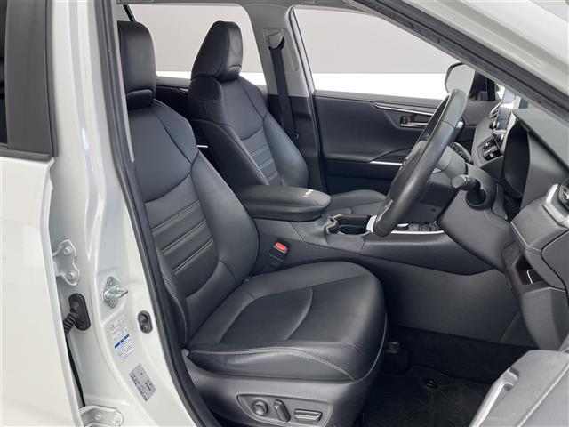 ＲＡＶ４ ハイブリッドＧ　純正９型ＤＡナビＴＶ　全方位　モデリスタ　禁煙　黒革　シートヒーター　ステアリングヒーター　デジタルインナーミラー　ドラレコ　電動シート　パワーバックドア　衝突軽減　追従クルコン　ＬＥＤオートライト（19枚目）
