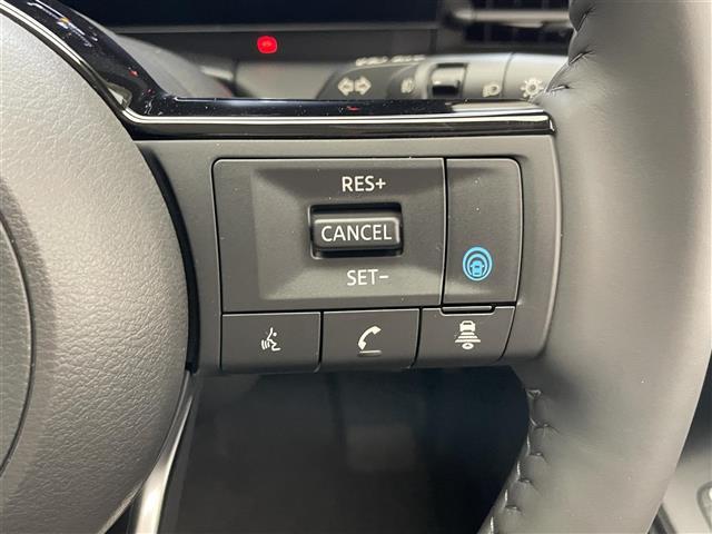 セレナ e-パワー ハイウェイスターV 登録済未使用車 純12.3型DAナビTV 禁煙 全方位カメラ プロパイロット BSM 内蔵前後ドラレコ デジタルインナーミラー HDMI ワイヤレス充電 衝突軽減 車線逸脱 両側パワスラ ハンドル支援(32枚目)