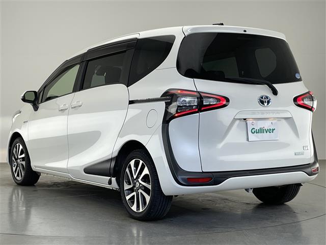 シエンタ ハイブリッドＧ　クエロ　純正ナビ　シートヒーター　ドラレコ　禁煙　バックカメラ　両側パワスラ　ＥＴＣ　セーフティセンス　衝突軽減　車線逸脱　ワイパーデアイサー　ＬＥＤオートライト　フォグランプ　純正ＯＰ１６ＡＷ　ハーフレザー（18枚目）