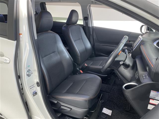 シエンタ ハイブリッドＧ　クエロ　純正ナビ　シートヒーター　ドラレコ　禁煙　バックカメラ　両側パワスラ　ＥＴＣ　セーフティセンス　衝突軽減　車線逸脱　ワイパーデアイサー　ＬＥＤオートライト　フォグランプ　純正ＯＰ１６ＡＷ　ハーフレザー（19枚目）