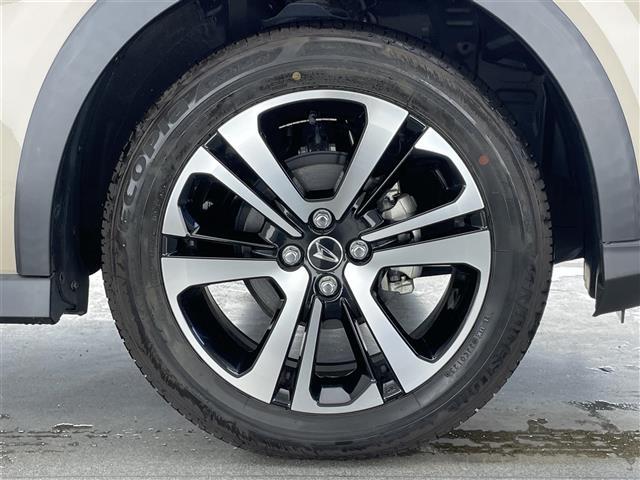 ロッキー プレミアムＧ　シートヒーター　追従クルコン　禁煙　スマアシＩＩＩ　衝突軽減　電動パーキング　オートホールド　ハーフレザー　コーナーセンサー　ＬＥＤオートライト　フォグランプ　純正フロアマット　ＵＳＢポート　フォグラ（25枚目）