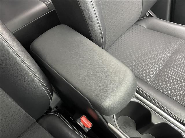 ロッキー プレミアムＧ　シートヒーター　追従クルコン　禁煙　スマアシＩＩＩ　衝突軽減　電動パーキング　オートホールド　ハーフレザー　コーナーセンサー　ＬＥＤオートライト　フォグランプ　純正フロアマット　ＵＳＢポート　フォグラ（28枚目）