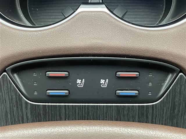 ハリアーハイブリッド Z レザーパッケージ 純正12.3型ナビ 調光ルーフ JBL 禁煙 全方位カメラ デジタルインナーミラー 黒革 シートヒーター 電動リアゲート 前後ドラレコ 衝突軽減 追従クルコン BSM HUD コーナーセンサ フルセグ(9枚目)