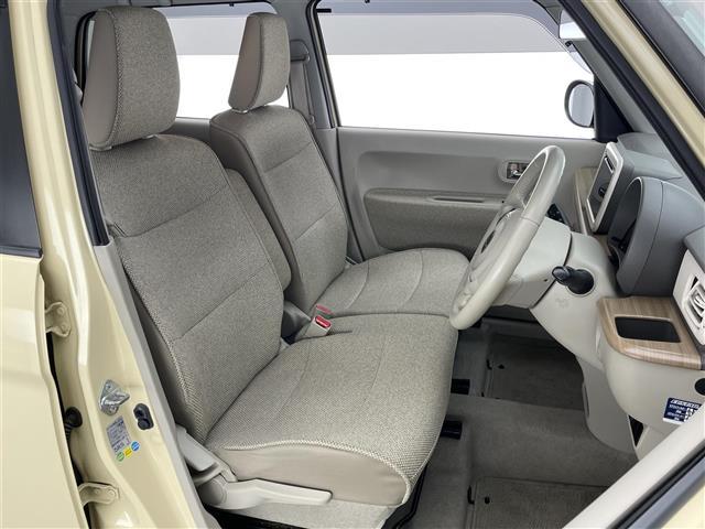 アルトラパン S 純正ナビ 全方位カメラ シートヒーター 禁煙車 レーダーブレーキサポート 衝突軽減 HIDヘッドライト 純正フロアマット オートライト DVD USB フルセグTV ツートンカラー プッシュスタート(19枚目)