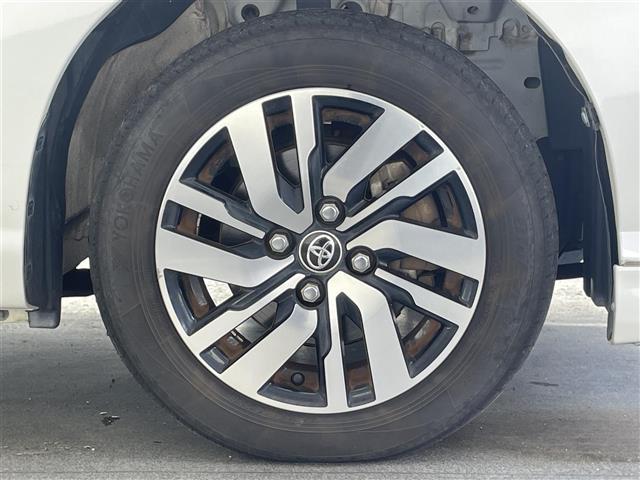 ルーミー カスタムＧ　Ｓ　純正ナビ　シートヒーター　ＳＡＩＩ　禁煙　バックカメラ　クルーズコントロール　ＥＴＣ　プッシュスタート　ＬＥＤオートライト　フォグランプ　衝突軽減　両側パワースライドドア　純正ドラレコ　純正フロアマッ（25枚目）