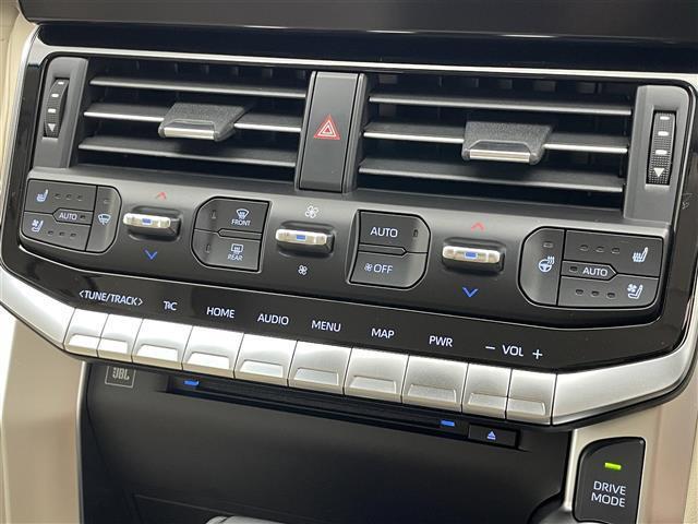 安心の全車保証付き！（※部分保証、国産車は納車後３ヶ月、輸入車は納車後１ヶ月の保証期間となります）。その他長期保証（有償）もご用意しております！※長期保証を付帯できる車両には条件がございます。