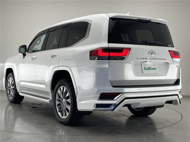 アイサイト／衝突防止／ＰＨＶ／ディーゼル／アラウンドビューモニター／パノラマカメラ／プロパイロット／トヨタチームメイト／フリップダウンモニター／福祉車両／これらの装備やお車もお取り扱いがございます！！