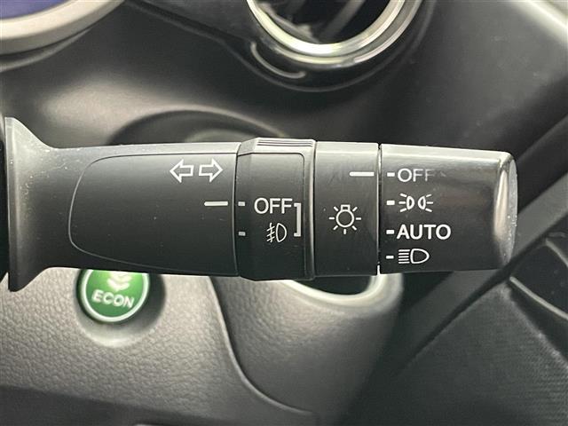 N-BOXカスタム G・ターボLパッケージ 社外ナビ フルセグTV Bluetooth DVD バックカメラ 両側パワースライドドア パドルシフト ハーフレザー クルコン HIDオートライト フォグランプ ETC 純正マット 革調シートカバー(32枚目)