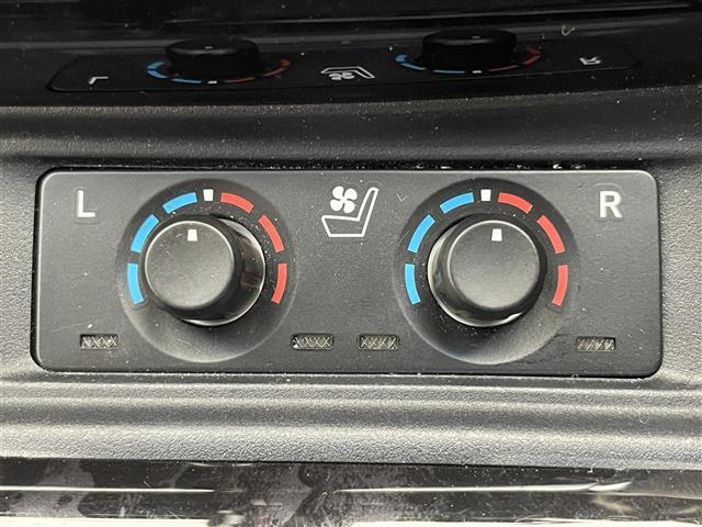 アルファード ２．５Ｓ　Ｃパッケージ　純正９型ナビＴＶ　Ｗムーンルーフ　禁煙　純正１２．１型後席モニター　デジタルインナーミラー　オートステップ　ＢＳＭ　黒革　シートヒーター　衝突軽減　追従クルコン　三眼ＬＥＤ　ＡＣ１００Ｖ　ＤＶＤデッキ（13枚目）