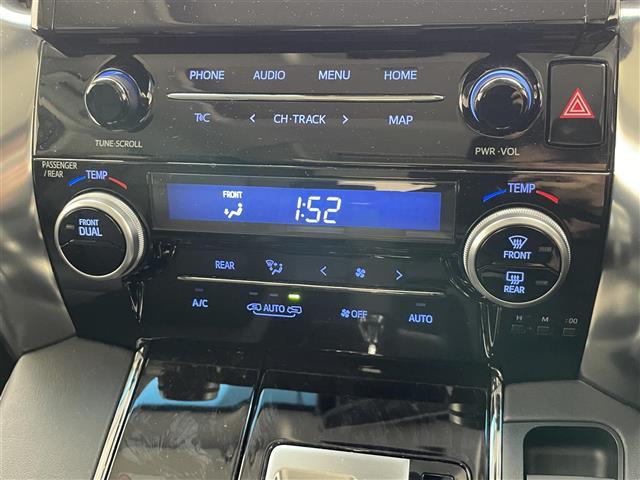 アルファード ２．５Ｓ　Ｃパッケージ　純正９型ナビＴＶ　Ｗムーンルーフ　禁煙　純正１２．１型後席モニター　デジタルインナーミラー　オートステップ　ＢＳＭ　黒革　シートヒーター　衝突軽減　追従クルコン　三眼ＬＥＤ　ＡＣ１００Ｖ　ＤＶＤデッキ（32枚目）