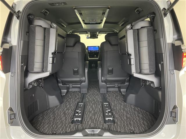 アルファードハイブリッド Ｚ　純正１４型ナビ　左右独立ムーンルーフ　禁煙　トヨタチームメイト　全方位カメラ　アドバンスドパーク　ＢＳＭ　黒革　シートヒーター　衝突軽減　追従クルコン　電動リアゲート　両側パワスラ　前後ドラレコ　ＴＶ（23枚目）