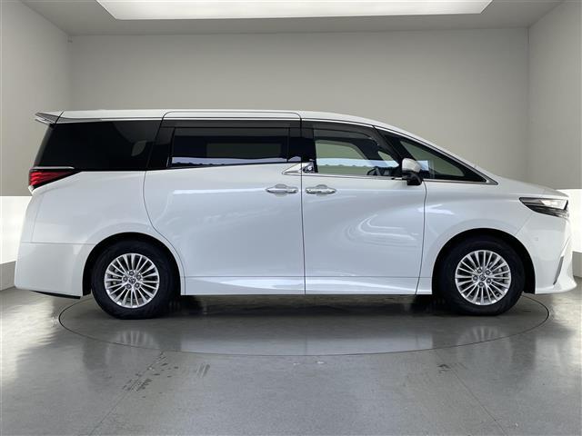 アルファードハイブリッド Ｚ　純正１４型ナビ　左右独立ムーンルーフ　禁煙　トヨタチームメイト　全方位カメラ　アドバンスドパーク　ＢＳＭ　黒革　シートヒーター　衝突軽減　追従クルコン　電動リアゲート　両側パワスラ　前後ドラレコ　ＴＶ（40枚目）