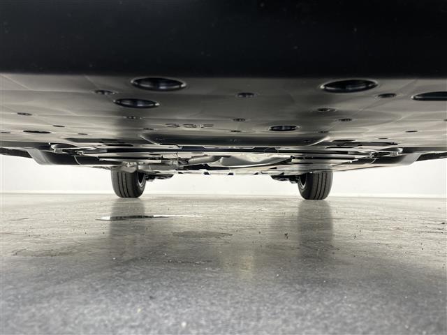 フリード ｅ：ＨＥＶクロスター　登録済未使用車　純正９型ナビ　禁煙　シートヒーター　ハーフレザー　電動パーキング　ホンダセンシング　衝突軽減　追従クルコン　ハンドル支援　コーナーセンサー　ＬＥＤオートライト　両側パワースライドドア（25枚目）