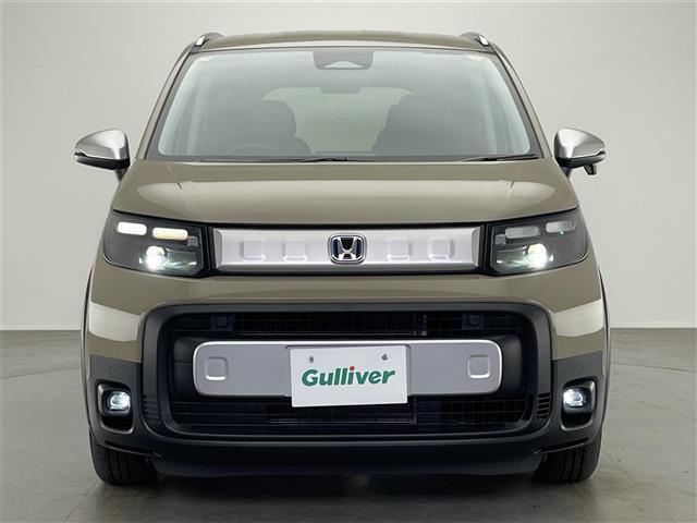 フリード ｅ：ＨＥＶクロスター　登録済未使用車　純正９型ナビ　禁煙　シートヒーター　ハーフレザー　電動パーキング　ホンダセンシング　衝突軽減　追従クルコン　ハンドル支援　コーナーセンサー　ＬＥＤオートライト　両側パワースライドドア（37枚目）