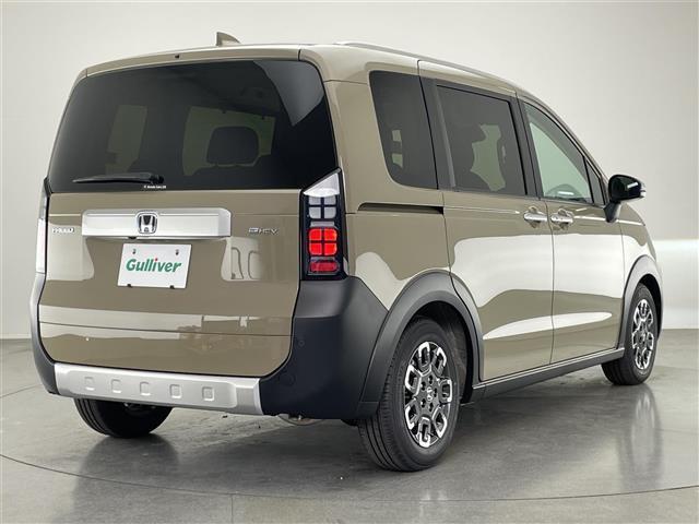 フリード ｅ：ＨＥＶクロスター　登録済未使用車　純正９型ナビ　禁煙　シートヒーター　ハーフレザー　電動パーキング　ホンダセンシング　衝突軽減　追従クルコン　ハンドル支援　コーナーセンサー　ＬＥＤオートライト　両側パワースライドドア（39枚目）