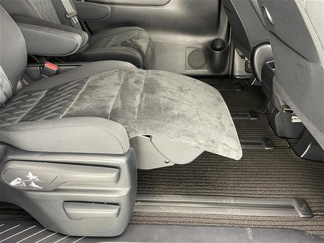 アルファード ２．５Ｓ　純正９型ナビ　フルセグＴＶ　ＤＶＤ　バックカメラ　禁煙　前後ドラレコ　パワースライドドア　トヨタセーフティセンス　衝突軽減　追従クルコン　ＬＥＤオートライト　コーナーセンサー　ＥＴＣ２．０　オットマン（28枚目）