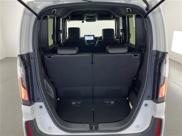 Ｎ－ＢＯＸカスタム コーディネートスタイル　純正９型ナビ　シートヒーター　禁煙車　純正ドラレコ　両側パワスラ　バックカメラ　ホンダセンシング　衝突軽減装置　追従クルコン　ハンドル支援　電動パーキング　背面テーブル　フルセグＴＶ　カープレイ対応（21枚目）