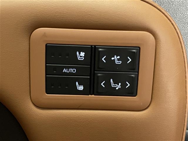 ヴェルファイアハイブリッド Z プレミア 純正14型ナビ 左右独立ムーンルーフ トヨタチームメイト アドバンスドパーク ユニバーサルステップ 全方位カメラ 茶革シート デジタルインナーミラー HUD BSM ワイヤレス充電 衝突軽減 ACC(30枚目)