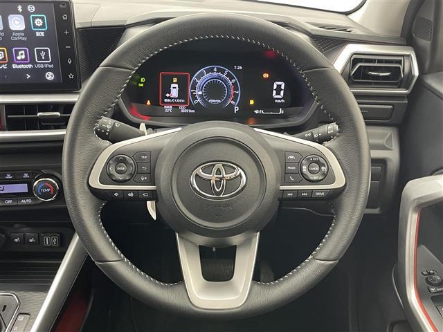 ライズ Ｚ　純正９型ＤＡ　全方位カメラ　シートヒーター　ＢＳＭ　スマアシＩＩＩ　衝突軽減　追従クルコン　ＥＴＣ　電動パーキング　ＨＤＭＩ　ＵＳＢ　ＬＥＤオートライト　フォグランプ　前後ドラレコ　コーナーセンサー（10枚目）