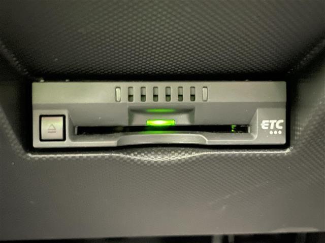 ライズ Ｚ　純正９型ＤＡ　全方位カメラ　シートヒーター　ＢＳＭ　スマアシＩＩＩ　衝突軽減　追従クルコン　ＥＴＣ　電動パーキング　ＨＤＭＩ　ＵＳＢ　ＬＥＤオートライト　フォグランプ　前後ドラレコ　コーナーセンサー（14枚目）