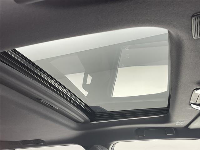 ランドクルーザー250 VX 純正12.3型ナビ JBLサウンド ムーンルーフ 丸目LEDヘッドライト 全方位カメラ ワイヤレス充電 デジタルインナーミラー BSM ルーフレール 電動リアゲート 黒革シート シートヒーター 禁煙車(5枚目)