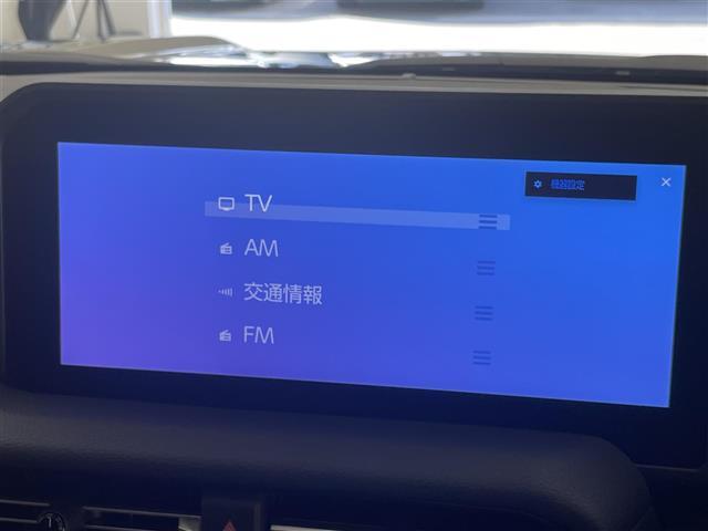 ランドクルーザー250 VX 純正12.3型ナビ JBLサウンド ムーンルーフ 丸目LEDヘッドライト 全方位カメラ ワイヤレス充電 デジタルインナーミラー BSM ルーフレール 電動リアゲート 黒革シート シートヒーター 禁煙車(12枚目)