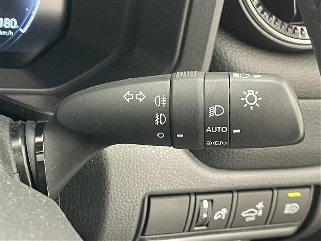 ランドクルーザー250 VX 純正12.3型ナビ JBLサウンド ムーンルーフ 丸目LEDヘッドライト 全方位カメラ ワイヤレス充電 デジタルインナーミラー BSM ルーフレール 電動リアゲート 黒革シート シートヒーター 禁煙車(35枚目)