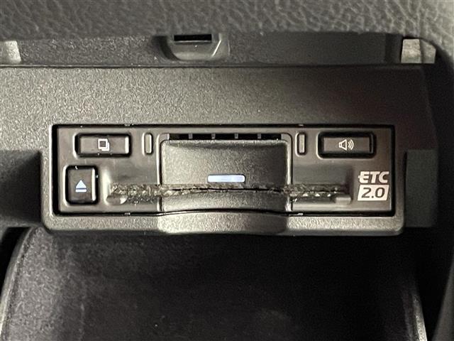 ＮＸ ＮＸ３５０ｈ　Ｆスポーツ　純正１４型ナビＴＶ　ムーンルーフ　赤革　禁煙車　デジタルインナーミラー　全方位カメラ　前後ドラレコ　オレンジキャリパー　ＡＣ１００Ｖ　ＨＤＭＩ　ＢＳＭ　ＨＵＤ　衝突軽減　追従クルコン　電動リアゲート（13枚目）