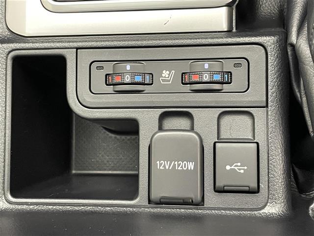 ランドクルーザープラド ＴＸ　Ｌパッケージ　マットブラックエディション　メーカーナビＴＶ　ムーンルーフ　ＪＢＬ　禁煙車　全方位カメラ　ＢＳＭ　黒革　シートヒーター　シートエアコン　コーナーセンサー　セーフティセンス　衝突軽減　追従クルコン　純正ルーフキャリア　ＬＥＤライト（7枚目）
