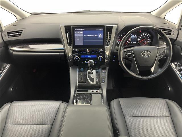 アルファード ２．５Ｓ　Ｃパッケージ　メーカーナビＴＶ　ＪＢＬ　全方位カメラ　禁煙　ＤＶＤデッキ　デジタルインナーミラー　パーキングアシスト　ＢＳＭ　黒革　シートヒーター　シートエアコン　電動リアゲート　三眼ＬＥＤ　前後ドラレコ　衝突軽減（2枚目）