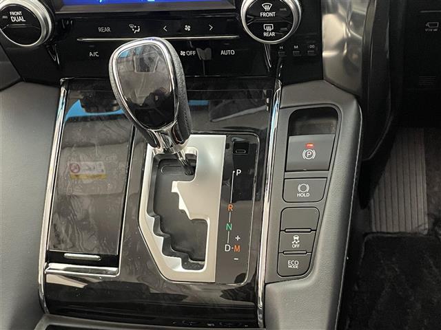 アルファード ２．５Ｓ　Ｃパッケージ　メーカーナビＴＶ　ＪＢＬ　全方位カメラ　禁煙　ＤＶＤデッキ　デジタルインナーミラー　パーキングアシスト　ＢＳＭ　黒革　シートヒーター　シートエアコン　電動リアゲート　三眼ＬＥＤ　前後ドラレコ　衝突軽減（31枚目）