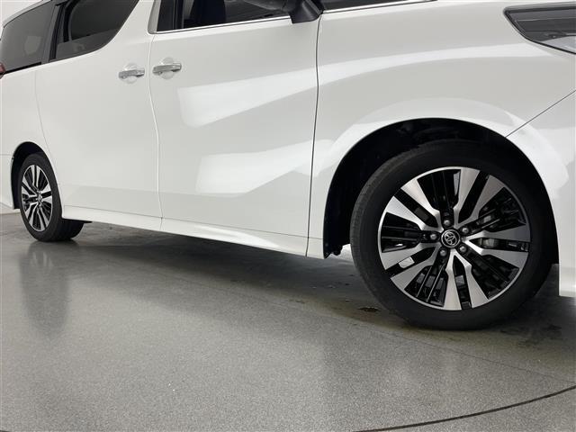 アルファード ２．５Ｓ　Ｃパッケージ　メーカーナビＴＶ　ＪＢＬ　全方位カメラ　禁煙　ＤＶＤデッキ　デジタルインナーミラー　パーキングアシスト　ＢＳＭ　黒革　シートヒーター　シートエアコン　電動リアゲート　三眼ＬＥＤ　前後ドラレコ　衝突軽減（36枚目）