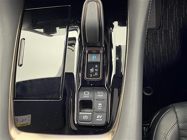 アルファードハイブリッド Z 純正14型ナビ 独立ムーンルーフ トヨタチームメイト アドバンスドパーク 全方位カメラ HUD デジタルインナーミラー AC100V 黒革 シートヒーター 両側パワスラ BSM スペアタイヤ 禁煙車(31枚目)