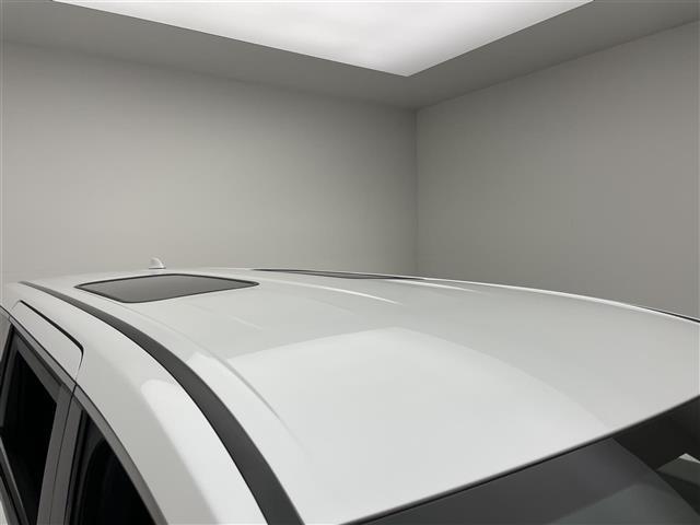 アルファードハイブリッド Z 純正14型ナビ 独立ムーンルーフ トヨタチームメイト アドバンスドパーク 全方位カメラ HUD デジタルインナーミラー AC100V 黒革 シートヒーター 両側パワスラ BSM スペアタイヤ 禁煙車(35枚目)