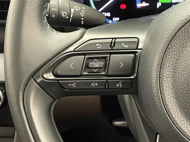 ヤリスクロス ハイブリッドＺ　純正８型ＤＡナビＴＶ　全方位カメラ　禁煙車　ＤＶＤデッキ　ハーフレザー　シートヒーター　電動パーキング　前後ドラレコ　セーフティセンス　衝突軽減　追従クルコン　ＢＳＭ　コーナーセンサー　ＬＥＤライト（27枚目）