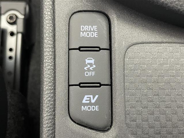 ヤリスクロス ハイブリッドＺ　純正８型ＤＡナビＴＶ　全方位カメラ　禁煙車　ＤＶＤデッキ　ハーフレザー　シートヒーター　電動パーキング　前後ドラレコ　セーフティセンス　衝突軽減　追従クルコン　ＢＳＭ　コーナーセンサー　ＬＥＤライト（32枚目）