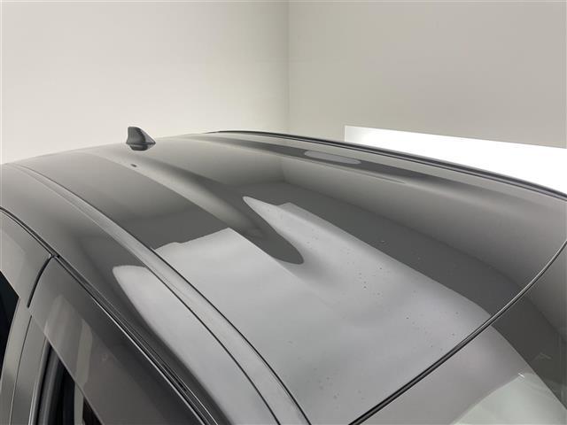 ヤリスクロス ハイブリッドＺ　純正８型ＤＡナビＴＶ　全方位カメラ　禁煙車　ＤＶＤデッキ　ハーフレザー　シートヒーター　電動パーキング　前後ドラレコ　セーフティセンス　衝突軽減　追従クルコン　ＢＳＭ　コーナーセンサー　ＬＥＤライト（35枚目）