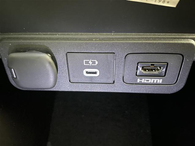 アルファードハイブリッド Z 純正14型ナビ 全方位カメラ 禁煙車 AC100V 黒革 シートヒーター エアシート 両側パワスラ BSM スペアタイヤ ワイヤレス充電 ETC2.0 前後ドラレコ オットマン 電動リアゲート LED(7枚目)