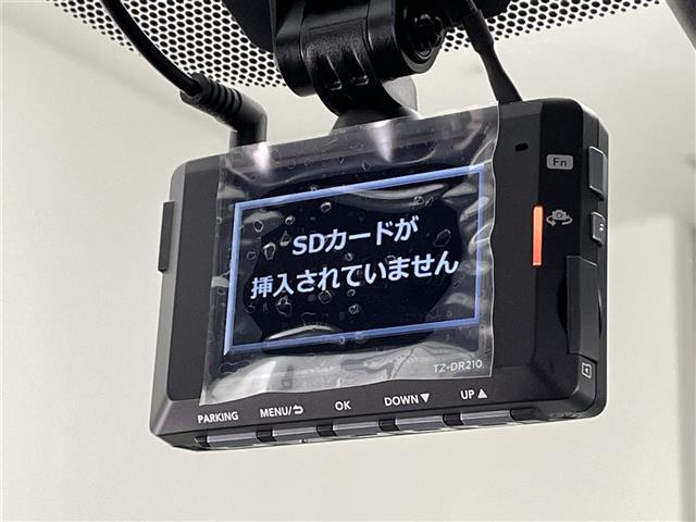 アルファードハイブリッド Z 純正14型ナビ 全方位カメラ 禁煙車 AC100V 黒革 シートヒーター エアシート 両側パワスラ BSM スペアタイヤ ワイヤレス充電 ETC2.0 前後ドラレコ オットマン 電動リアゲート LED(9枚目)