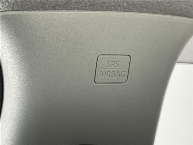 オーラ Ｇ　レザーエディション　純正９型ナビ　ＢＯＳＥ　全方位カメラ　禁煙　デジタルインナーミラー　黒革　ＢＳＭ　プロパイロット　フルセグ　ＨＤＭＩ　ＥＴＣ２．０　ドラレコ　ＬＥＤライト　コーナーセンサー　ワイヤレス充電　衝突軽減（33枚目）