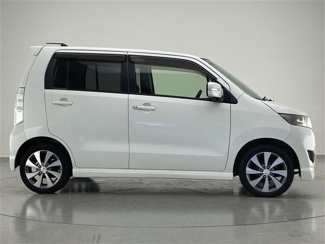 ワゴンＲスティングレー リミテッドＩＩ　社外ナビ　シートヒーター　禁煙車　フルセグＴＶ　ＤＶＤ再生　ＥＴＣ　ＨＩＤオートライト　フォグランプ　Ｂｌｕｅｔｏｏｔｈ　社外フロアマット　純正１５インチアルミホイール　スマートキー　プッシュスタート（40枚目）