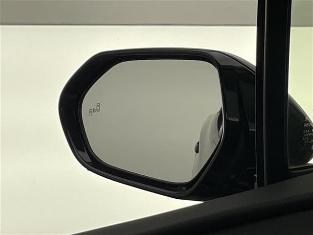 ガラスコーティング、ナビゲーション、ＥＴＣなど、その他のパーツの取り付けお見積もりのご相談も承っております！！クルマのこと何でもお任せください！