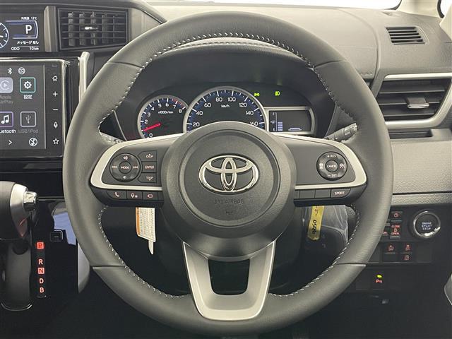 ルーミー カスタムＧ－Ｔ　登録済未使用車　純正９型ＤＡ　ＨＤＭＩ　禁煙　シートヒーター　スマアシＩＩＩ　全方位カメラ　両側パワスラ　パーキングセンサー　フルセグ　ＥＴＣ　ＬＥＤオートライト　フォグ　追従クルコン　純正アルミ　Ｕ（10枚目）