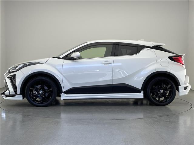 C-HR G モード ネロ セーフティプラス 純正8型DA TRDエアロ 全方位カメラ 禁煙車 ETC シートヒーター ハーフレザー ドラレコ BSM セーフティセンス 衝突軽減 追従クルコン LEDオートライト フォグランプ コーナーセンサー(17枚目)