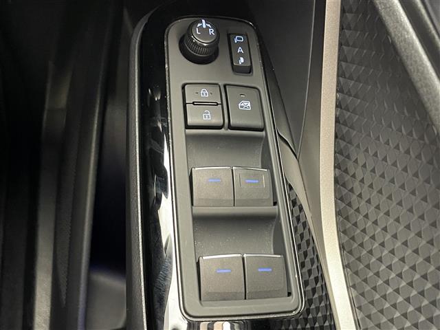 C-HR G モード ネロ セーフティプラス 純正8型DA TRDエアロ 全方位カメラ 禁煙車 ETC シートヒーター ハーフレザー ドラレコ BSM セーフティセンス 衝突軽減 追従クルコン LEDオートライト フォグランプ コーナーセンサー(32枚目)