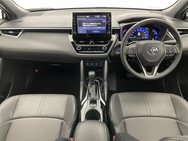 カローラクロス ハイブリッド　Ｚ　純正８型ＤＡＴＶ　全方位カメラ　禁煙車　ハーフレザー　シートヒーター　電動リアゲート　ＢＳＭ　パワーシート　セーフティセンス　衝突軽減　追従クルコン　コーナーセンサー　ルーフレール　ＬＥＤオートライト（2枚目）